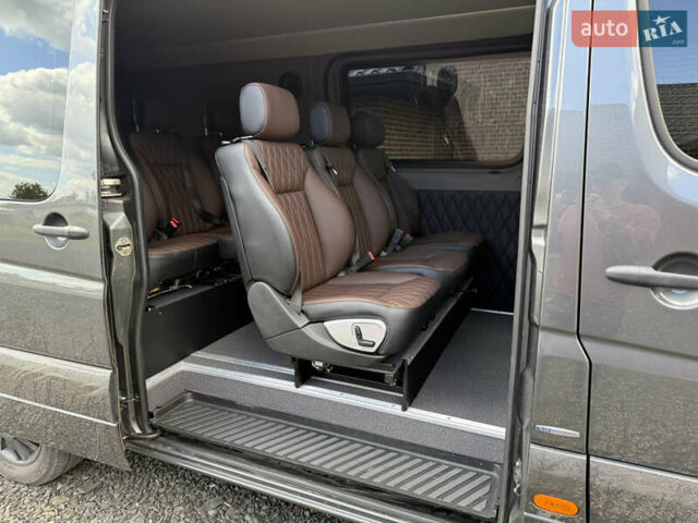 Серый Мерседес Sprinter, объемом двигателя 2.99 л и пробегом 280 тыс. км за 40000 $, фото 31 на Automoto.ua