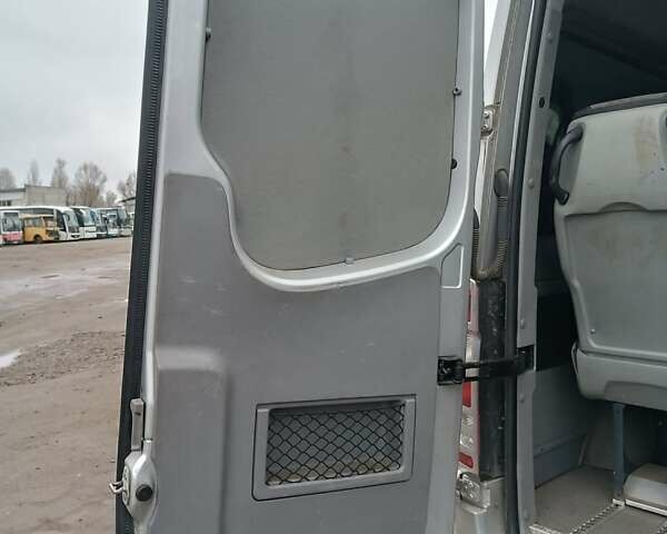 Серый Мерседес Sprinter, объемом двигателя 2.1 л и пробегом 678 тыс. км за 12000 $, фото 21 на Automoto.ua