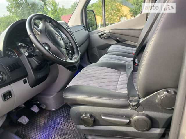 Серый Мерседес Sprinter, объемом двигателя 0 л и пробегом 250 тыс. км за 24500 $, фото 9 на Automoto.ua