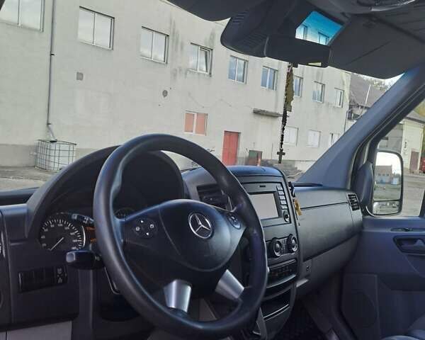 Серый Мерседес Sprinter, объемом двигателя 2.14 л и пробегом 800 тыс. км за 16699 $, фото 11 на Automoto.ua