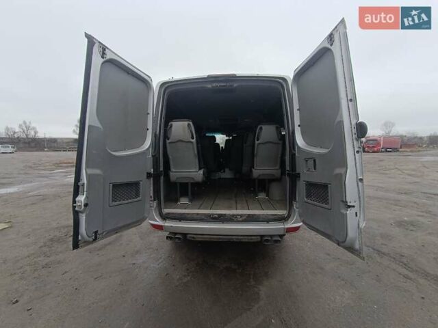 Серый Мерседес Sprinter, объемом двигателя 2.1 л и пробегом 678 тыс. км за 12000 $, фото 28 на Automoto.ua