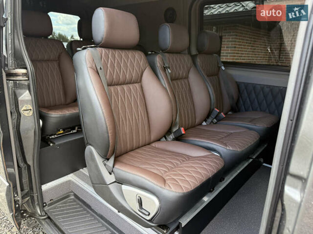 Серый Мерседес Sprinter, объемом двигателя 2.99 л и пробегом 280 тыс. км за 40000 $, фото 29 на Automoto.ua