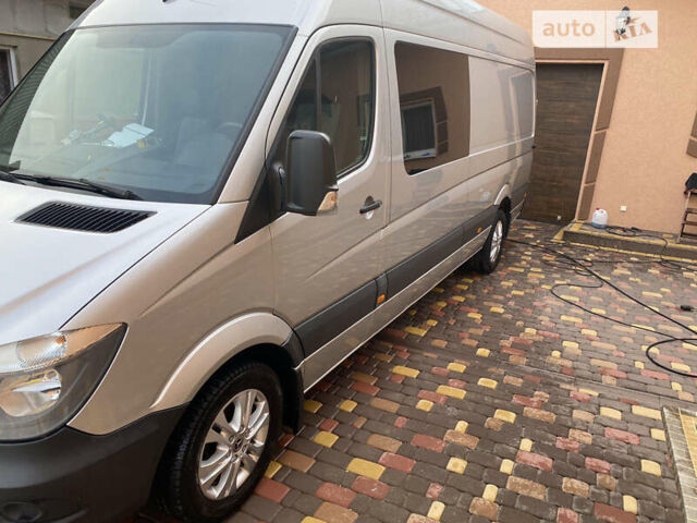 Серый Мерседес Sprinter, объемом двигателя 0 л и пробегом 250 тыс. км за 24500 $, фото 2 на Automoto.ua