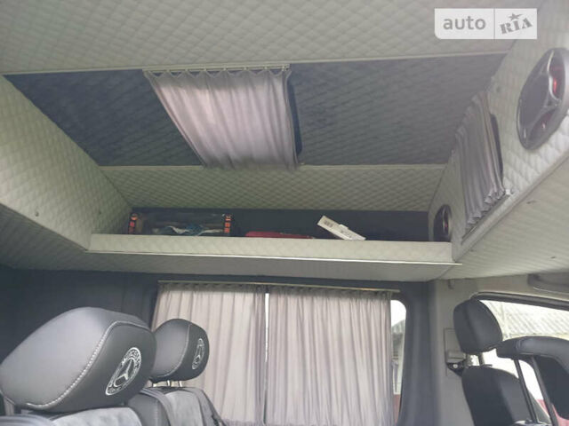 Серый Мерседес Sprinter, объемом двигателя 0 л и пробегом 250 тыс. км за 24500 $, фото 4 на Automoto.ua