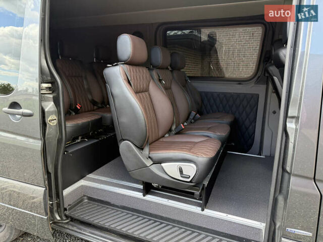 Серый Мерседес Sprinter, объемом двигателя 2.99 л и пробегом 280 тыс. км за 40000 $, фото 32 на Automoto.ua