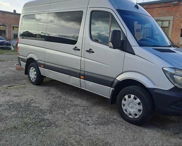 Серый Мерседес Sprinter, объемом двигателя 2.14 л и пробегом 800 тыс. км за 16699 $, фото 5 на Automoto.ua