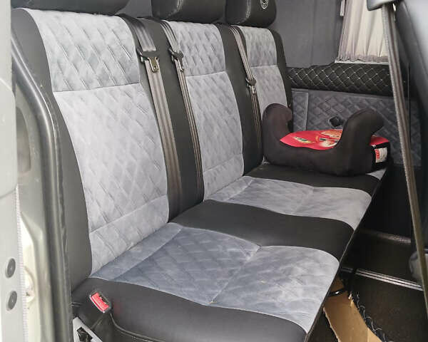 Серый Мерседес Sprinter, объемом двигателя 0 л и пробегом 250 тыс. км за 24500 $, фото 6 на Automoto.ua