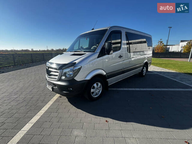 Серый Мерседес Sprinter, объемом двигателя 2.9 л и пробегом 480 тыс. км за 25500 $, фото 2 на Automoto.ua