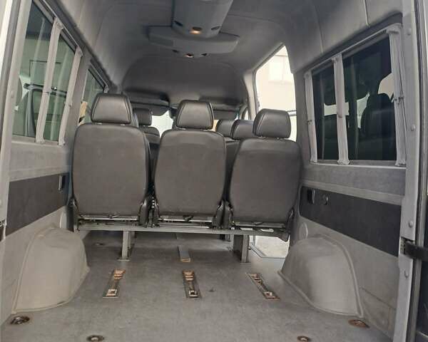 Серый Мерседес Sprinter, объемом двигателя 2.14 л и пробегом 800 тыс. км за 16699 $, фото 20 на Automoto.ua