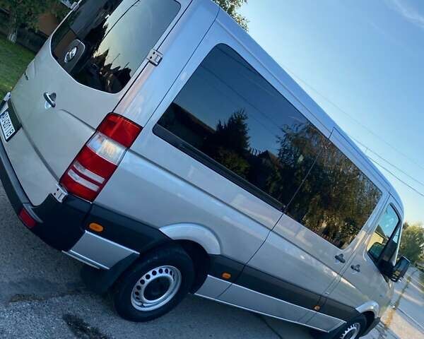 Сірий Мерседес Sprinter, об'ємом двигуна 3.22 л та пробігом 370 тис. км за 18500 $, фото 6 на Automoto.ua