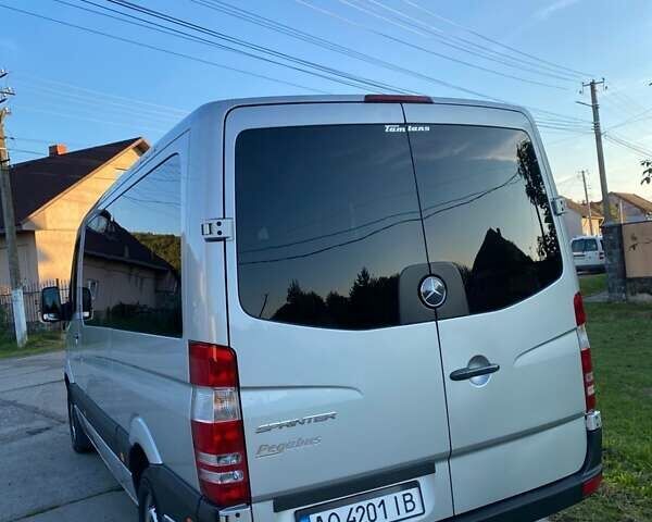 Сірий Мерседес Sprinter, об'ємом двигуна 3.22 л та пробігом 370 тис. км за 18500 $, фото 24 на Automoto.ua