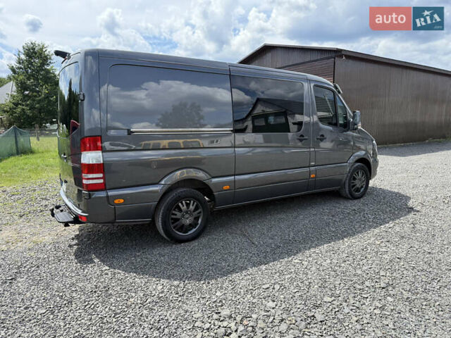 Серый Мерседес Sprinter, объемом двигателя 2.99 л и пробегом 280 тыс. км за 40000 $, фото 13 на Automoto.ua