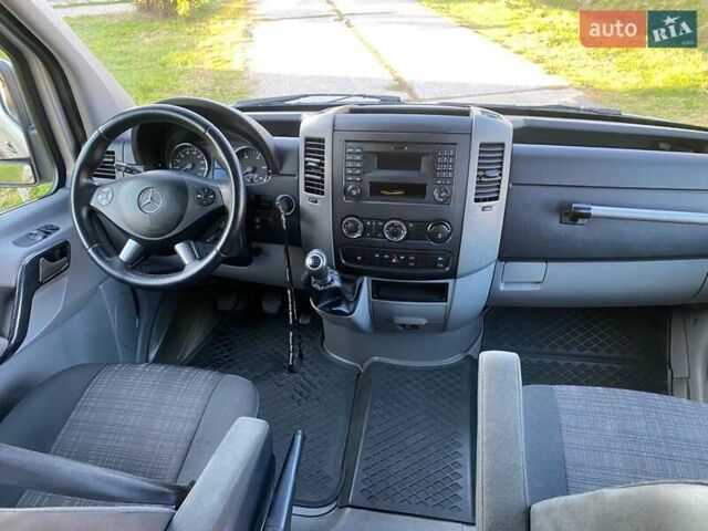 Сірий Мерседес Sprinter, об'ємом двигуна 3.22 л та пробігом 370 тис. км за 18500 $, фото 20 на Automoto.ua