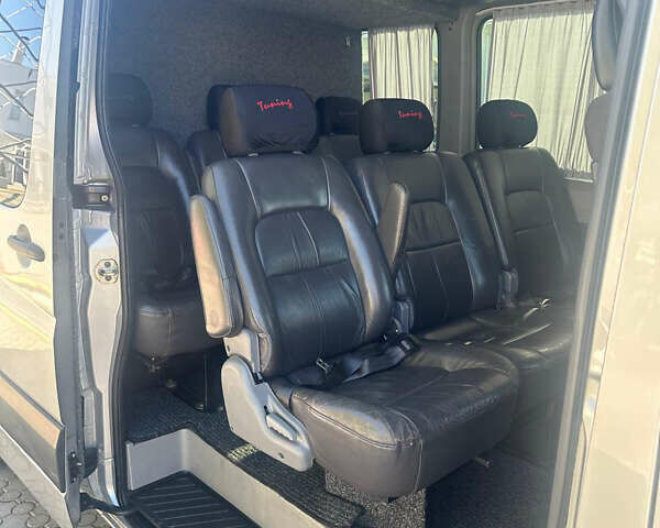 Серый Мерседес Sprinter, объемом двигателя 2.3 л и пробегом 747 тыс. км за 18000 $, фото 6 на Automoto.ua