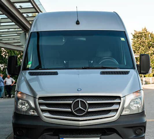Мерседес Sprinter 2014 у Ужгороді на Automoto.ua Сірий Мерседес Sprinter, об'ємом двигуна 2.14 л та пробігом 645 тис. км за 30000 $, фото 5 на Automoto.ua