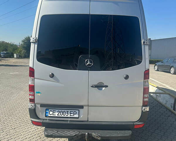 Серый Мерседес Sprinter, объемом двигателя 2.3 л и пробегом 747 тыс. км за 18000 $, фото 2 на Automoto.ua