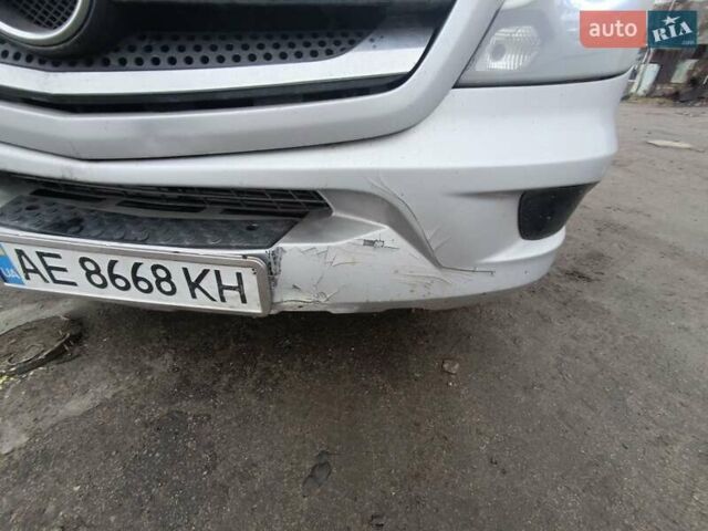 Серый Мерседес Sprinter, объемом двигателя 2.1 л и пробегом 678 тыс. км за 12000 $, фото 9 на Automoto.ua