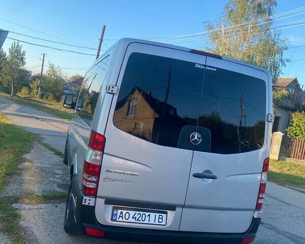 Сірий Мерседес Sprinter, об'ємом двигуна 3.22 л та пробігом 370 тис. км за 18500 $, фото 15 на Automoto.ua