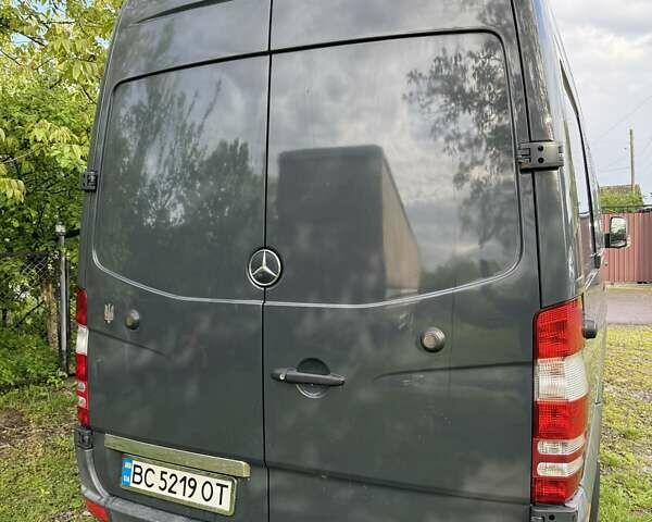Серый Мерседес Sprinter, объемом двигателя 2.14 л и пробегом 20 тыс. км за 20100 $, фото 3 на Automoto.ua