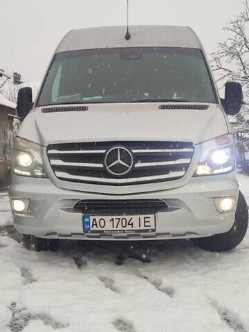 Серый Мерседес Sprinter, объемом двигателя 2.2 л и пробегом 585 тыс. км за 30500 $, фото 13 на Automoto.ua