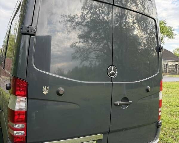 Серый Мерседес Sprinter, объемом двигателя 2.14 л и пробегом 20 тыс. км за 20100 $, фото 5 на Automoto.ua
