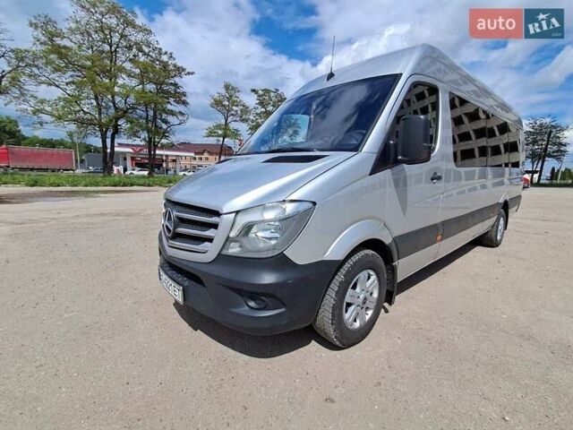 Серый Мерседес Sprinter, объемом двигателя 2.2 л и пробегом 360 тыс. км за 28900 $, фото 4 на Automoto.ua