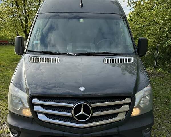 Серый Мерседес Sprinter, объемом двигателя 2.14 л и пробегом 20 тыс. км за 20100 $, фото 1 на Automoto.ua