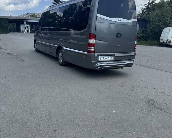 Сірий Мерседес Sprinter, об'ємом двигуна 2.99 л та пробігом 530 тис. км за 68000 $, фото 4 на Automoto.ua
