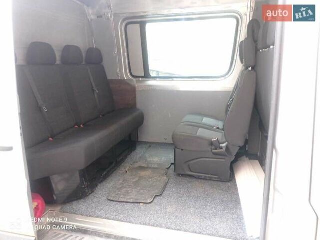 Серый Мерседес Sprinter, объемом двигателя 0 л и пробегом 87 тыс. км за 25000 $, фото 2 на Automoto.ua