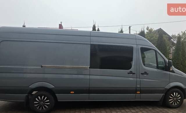 Сірий Мерседес Sprinter, об'ємом двигуна 2.14 л та пробігом 470 тис. км за 27300 $, фото 2 на Automoto.ua