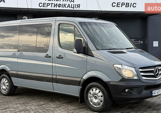 Серый Мерседес Sprinter, объемом двигателя 2.2 л и пробегом 404 тыс. км за 20950 $, фото 8 на Automoto.ua