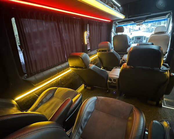 Серый Мерседес Sprinter, объемом двигателя 2.14 л и пробегом 650 тыс. км за 26600 $, фото 5 на Automoto.ua