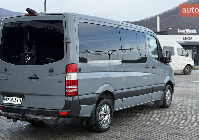 Серый Мерседес Sprinter, объемом двигателя 2.2 л и пробегом 404 тыс. км за 20950 $, фото 6 на Automoto.ua