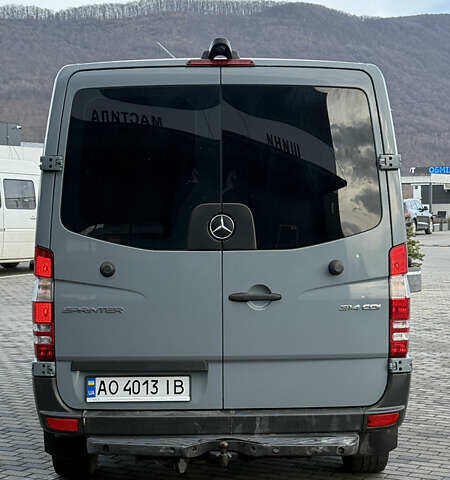 Серый Мерседес Sprinter, объемом двигателя 2.2 л и пробегом 404 тыс. км за 20950 $, фото 13 на Automoto.ua