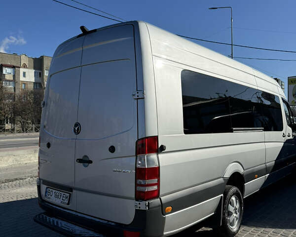 Серый Мерседес Sprinter, объемом двигателя 3 л и пробегом 665 тыс. км за 35500 $, фото 1 на Automoto.ua