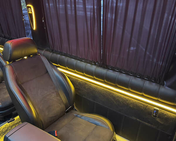 Серый Мерседес Sprinter, объемом двигателя 2.14 л и пробегом 650 тыс. км за 26600 $, фото 4 на Automoto.ua