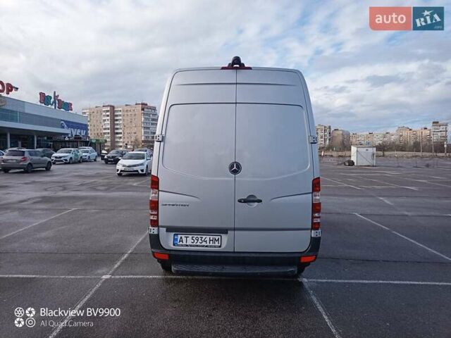 Серый Мерседес Sprinter, объемом двигателя 3 л и пробегом 340 тыс. км за 30000 $, фото 5 на Automoto.ua
