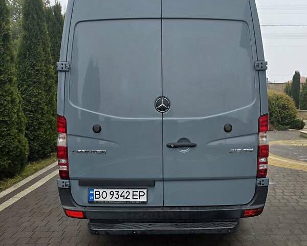 Сірий Мерседес Sprinter, об'ємом двигуна 2.14 л та пробігом 470 тис. км за 27300 $, фото 1 на Automoto.ua