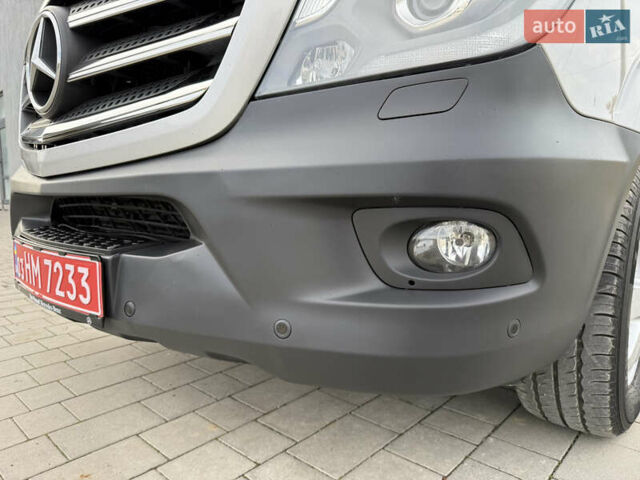 Серый Мерседес Sprinter, объемом двигателя 0 л и пробегом 290 тыс. км за 27500 $, фото 21 на Automoto.ua