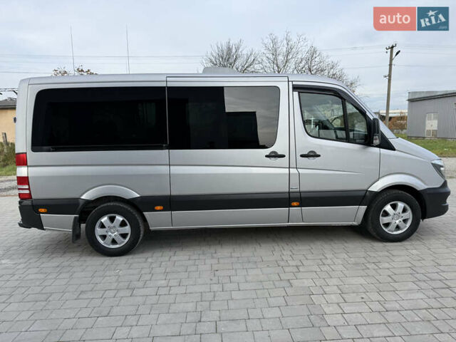 Серый Мерседес Sprinter, объемом двигателя 0 л и пробегом 290 тыс. км за 27500 $, фото 3 на Automoto.ua