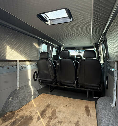 Серый Мерседес Sprinter, объемом двигателя 2.2 л и пробегом 404 тыс. км за 20950 $, фото 21 на Automoto.ua