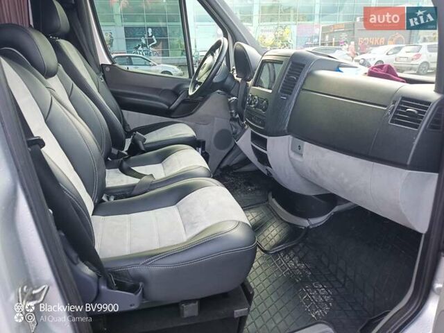 Серый Мерседес Sprinter, объемом двигателя 3 л и пробегом 340 тыс. км за 30000 $, фото 22 на Automoto.ua
