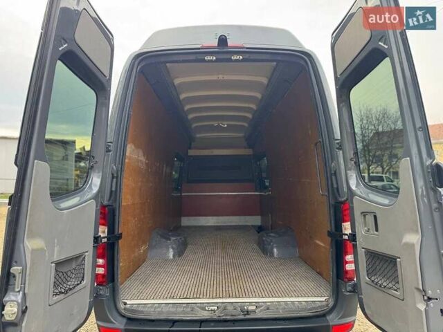Мерседес Sprinter 2017 в Калуше на Automoto.ua Серый Мерседес Sprinter, объемом двигателя 2.2 л и пробегом 388 тыс. км за 39055 $, фото 10 на Automoto.ua