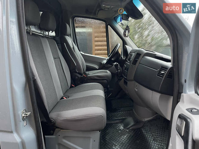Серый Мерседес Sprinter, объемом двигателя 2.2 л и пробегом 285 тыс. км за 18000 $, фото 29 на Automoto.ua