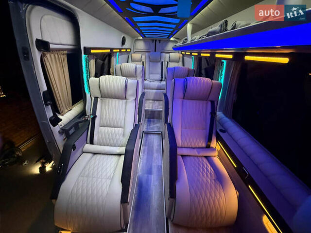 Сірий Мерседес Sprinter, об'ємом двигуна 2.99 л та пробігом 350 тис. км за 43400 $, фото 28 на Automoto.ua