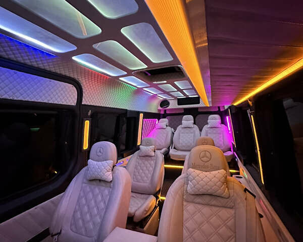 Сірий Мерседес Sprinter, об'ємом двигуна 2.99 л та пробігом 182 тис. км за 45400 $, фото 42 на Automoto.ua