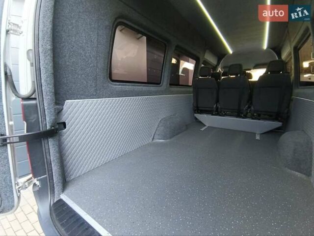 Серый Мерседес Sprinter, объемом двигателя 2.14 л и пробегом 330 тыс. км за 29300 $, фото 33 на Automoto.ua