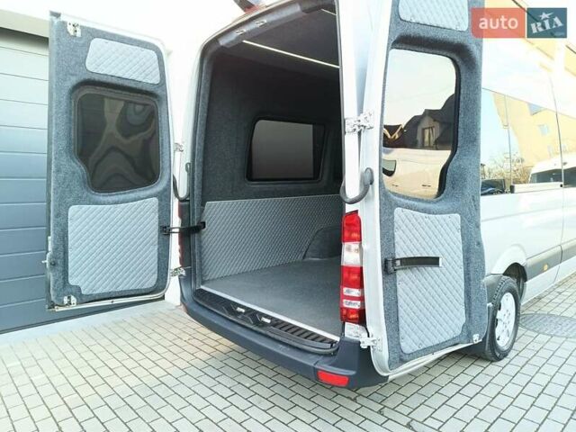 Серый Мерседес Sprinter, объемом двигателя 2.14 л и пробегом 330 тыс. км за 29300 $, фото 31 на Automoto.ua