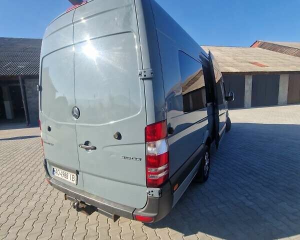 Серый Мерседес Sprinter, объемом двигателя 3 л и пробегом 400 тыс. км за 28880 $, фото 8 на Automoto.ua