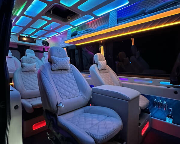 Сірий Мерседес Sprinter, об'ємом двигуна 2.99 л та пробігом 182 тис. км за 45400 $, фото 29 на Automoto.ua